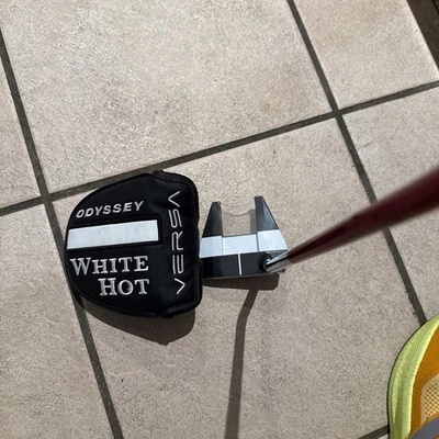 Odyssey White Hot Series 7 Putter Stroke LAB 70 Class Shaft 35" + Cover. - Image 1 of 4