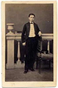 CDV Palermo noble family Portrait Luigi Amari college dress Laisné 1860c S1115 - Foto 1 di 2