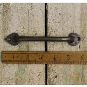 Pull Handle Cast Iron Antique Finish 6" Spear Head Door Gate Shed & Fixings - Picture 1 of 1