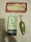 Vintage Fishing Lure & Box Eppinger Dardevlet Detroit USA Green & Yellow Spoon