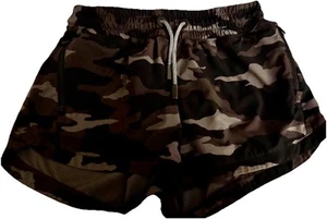 GIRLS ATHLETA GIRL GREEN CAMO ALL PLAY 3” SHORTS/BOTTOMS-SIZE MED-8/10- - Picture 1 of 2