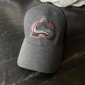 Colorado Avalanche Hat Flexfit Mens Large New Era NHL Sporty Versatile - Picture 1 of 9