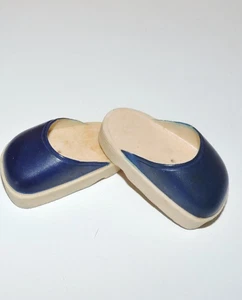 Zuecos/zapatos vintage de los años 70 azul marino para muñecas MY FRIEND MANDY de 15" RARO - Imagen 1 de 5