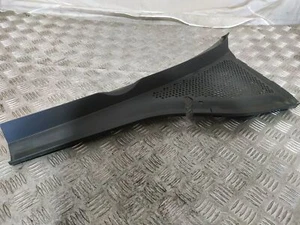 VW GOLF VII Variant BA5, BV5 Front Wiper Cowl Trim 5G2819403A 2014 RHD - Picture 1 of 7