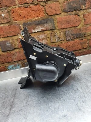 ♻️ 2017 SWM 445CC GRAN MILANO 440 MY16 F000A00777 AIR CLEANER AIR FILTER BOX ♻️ - Image 1 of 4