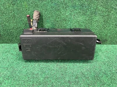 🛑 Caja de conexiones relé de fusibles de motor Chrysler 300 2014-2015 3,6 L OEM 16238BZ Foto 1 de 4