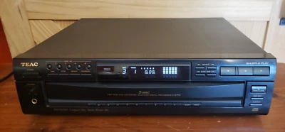 Vintage TEAC PD-D2500 5 Disc CD Changer Working Great Condition - Image 1 of 4