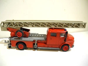 SIKU V261 RARE MERCEDES-BENZ METZ DL 30h FIRE TRUCK 1966-74 MINT 1:60 - Picture 1 of 14