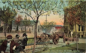 TX-El Paso, Texas Scene in City Hall Plaza 1913 A49 - Picture 1 of 2