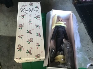 Tonner KITTY COLLIER 18 Zoll angezogene Puppe makellos,"Park Ave" NEU & NRFB KC1301 - Bild 1 von 4