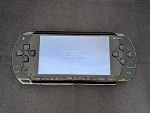 B757 Sony PSP 1000 Konsole Piano Black Handheld-System Japan mit Memory X - Bild 1 von 7