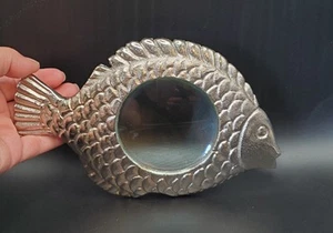 Silver Metal Fish Magnifying Glass Table Top Style Paperweight - Picture 1 of 15