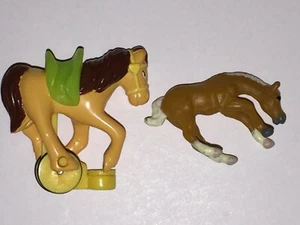 2er Set Miniatur kleine Pferde Figuren - Bild 1 von 5