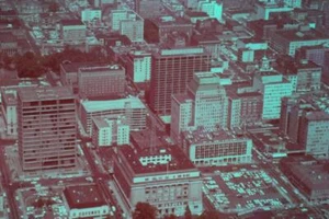 40mm Colour Slide- View over Downtown Portland 1960's USA - Bild 1 von 1