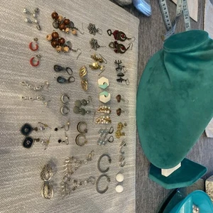 Vintage Estate LOT (25) Pierced Earrings - Picture 1 of 6