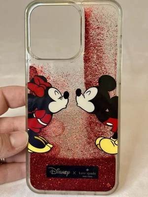 Funda Kate Spade New York Disney x Minnie Mouse Brillo Líquido iPhone 15 Pro Max Foto 1 de 4