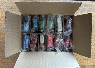 Curva de aprendizaje ¡Caja de distribuidor de tren Thomas de madera! ¡Raro! James, Oliver, Caroline+++ Foto 1 de 3