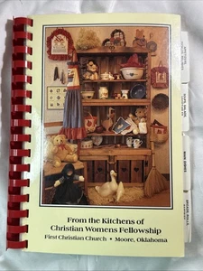 From the Kitchens Of  Christian Womens Fellowship 1st Christian Church Moore OK - Bild 1 von 15