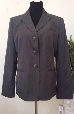 NWT Evan-Picone Women's Career Grey Stripe 100% Polyester Blazer Jacket Size 12 - Image 1 of 4