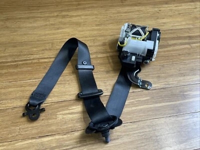 Conjunto retractor cinturón de seguridad delantero derecho BMW 640I GT G32 2016-2019 FABRICANTE DE EQUIPOS ORIGINALES Foto 1 de 4