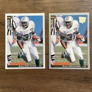 Set Of  2 J.B. Brown Miami Dolphins football cards 1995