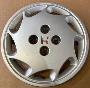 Honda Accord 1988-1989 oem hubcap right 14" 55080 - Picture 1 of 4