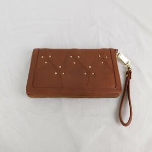 Steve Madden Women's Brown Leather Zipper Wallet 9" x 5.5" Wrist Strap Brass