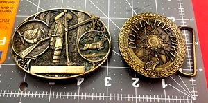LOT* VTG. Brass Hunter with guns/deer and Do it in the dirt 1977. Belt Buckle jh - Picture 1 of 5