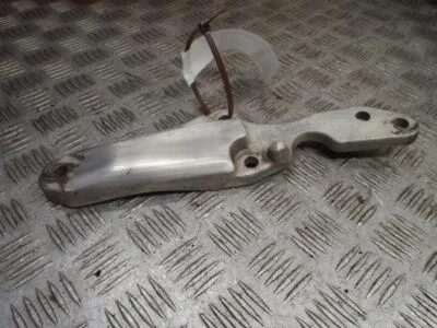 Suzuki GS1100 GL 1981-1982 Right Hand Side Footpeg Foot Peg Hanger Bracket - Imagem 1 de 4