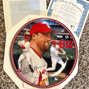 Mark McGwire 62 Home Run Plate by Bradford Exchange 8” with Original COA & Box - Picture 1 of 11