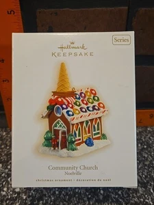 Hallmark Andenken 2009 Christbaumschmuck Gemeinde Kirche Noelville - Bild 1 von 10