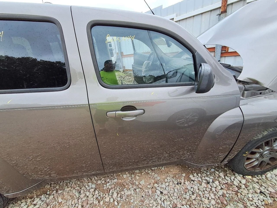 (LOCAL PICKUP ONLY) Passenger Right Front Door Electric Fits 06-11 HHR 2502980 - Image 1 of 1