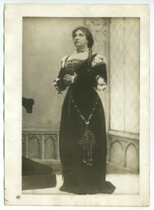 Die Sängerin Nellie Melba, der Escoffier seinen Fischfang widmete. Oper. - Bild 1 von 1