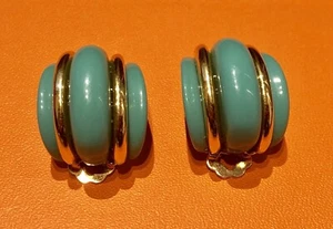 Kenneth Jay Lane KJL Green Resin Gold Tone Earrings - Picture 1 of 4