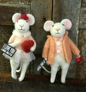 2 Valentines Day Mouse Needle Felted Figure Critter Happy Place Love You Bushel - Picture 1 of 4