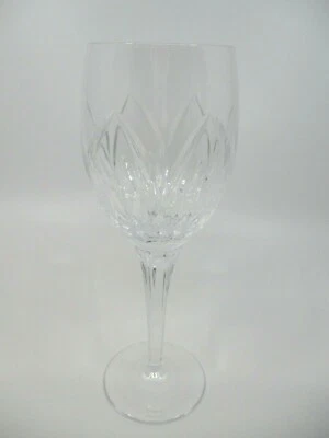 WATERFORD SAXONY WINE GLASS - 8" x 2 5/8" 0311K