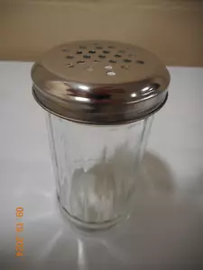 Glass Cheese Shaker - w/Secure Metal Lid, Spice Jar, Bars, Restaurants, Pizzeria - Picture 1 of 2