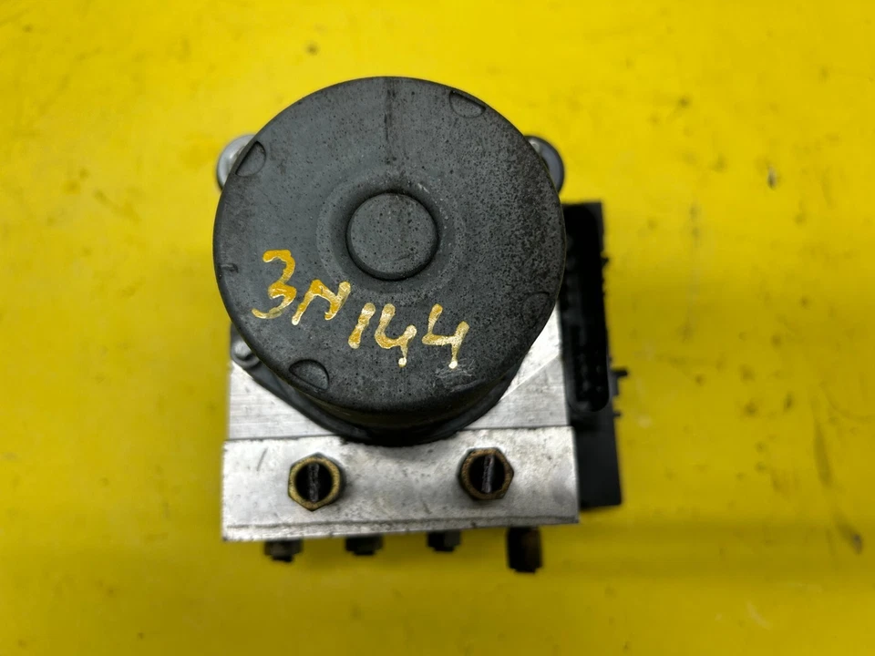 Nissan Altima 2010 ABS bomba de freno antibloqueo con unidad de módulo OEM 0265 950 562 Foto 1 de 4