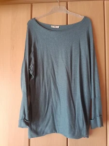 Schöner blauer Feinstrick-Pullover Gr.L in blau mit rundem weiten Ausschnitt - Bild 1 von 3