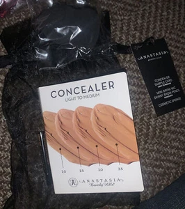 Anastasia Beverly Hills Concealer Light to Medium Sample Card Set Gift Bag Read! - Picture 1 of 2