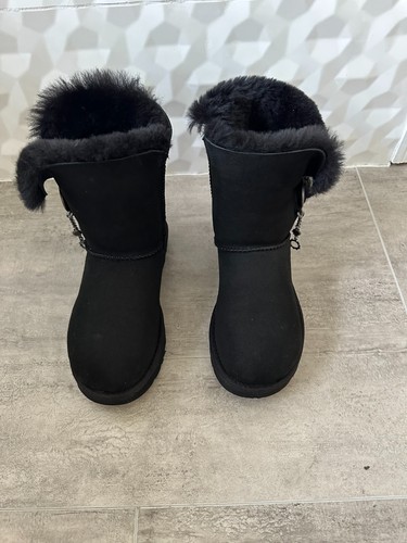 Stivali Ugg Bailey Button II impermeabili originali shearling donna taglia 6 scamosciati