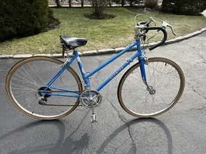 schwinn vintage 12 speed world sport bicycle - Picture 1 of 3