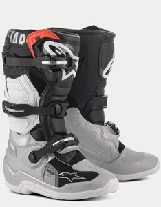 Alpinestars Tech 7's, Size 6, Black/Silver/Red Boots - Picture 1 of 5