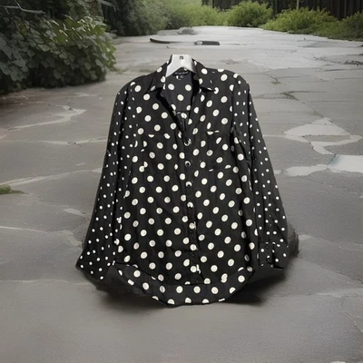 MY MICHELLE 衬衫,尺寸 S,Flowy 波尔卡圆点透明纽扣卷袖 — 第 1/4 张图片