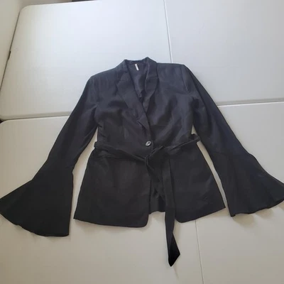 Blazer Free People Mujer Pequeño Negro Lino Manga Campana Chaqueta con Cinturón Whimsigoth Foto 1 de 4