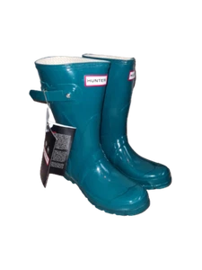 Hunter Short Gloss Wellington Boots in Lagoon Green - Picture 1 of 4