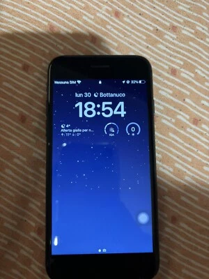 Apple iPhone 8 - 64GB - Usato - Immagine 1 di 4