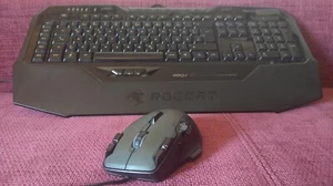 BUDGET BEAST: Roccat CLASSIC Gaming Bundle: Roccat Tyon + Roccat Isku FX - Foto 1 di 7