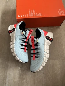 Nike Free Metcon 5 Größe UK 4 | Glacier Blue Red | DV3950-400 | Brandneu - Bild 1 von 6
