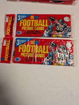One Rack 1980 Topps Football Grocery Rack Pack 3 Sealed Unopened Packs 36 Cards - Image 1 of 2